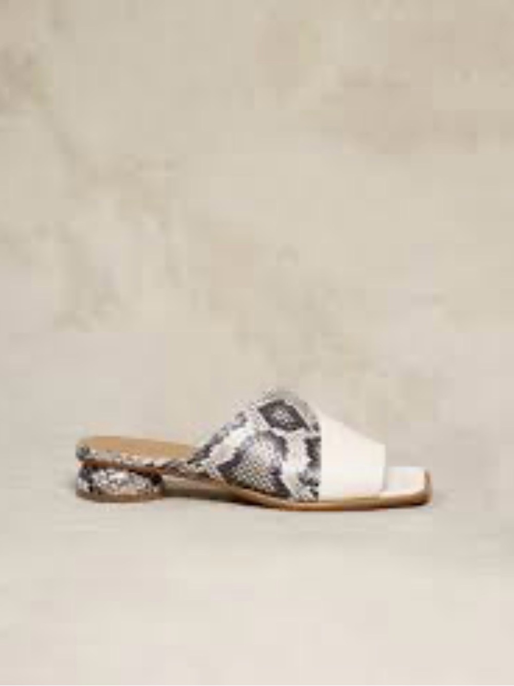 NWOB M. GEMI The Ilaria 25mm Slide Sandals size 10.5 Black/white